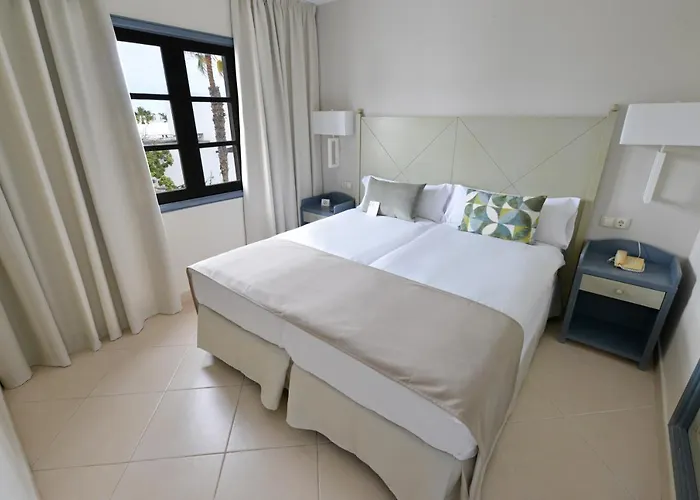 מלון Allsun Albatros 4*